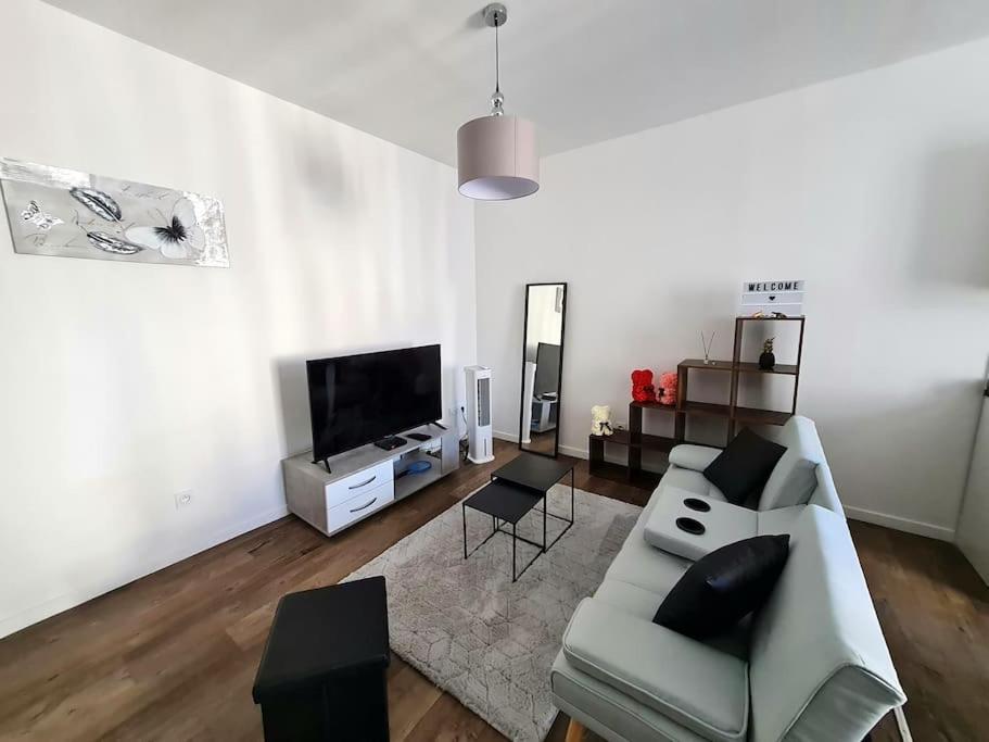 Appartement Moderne, 5 Min Du Centre Ville A Pied Béziers Buitenkant foto